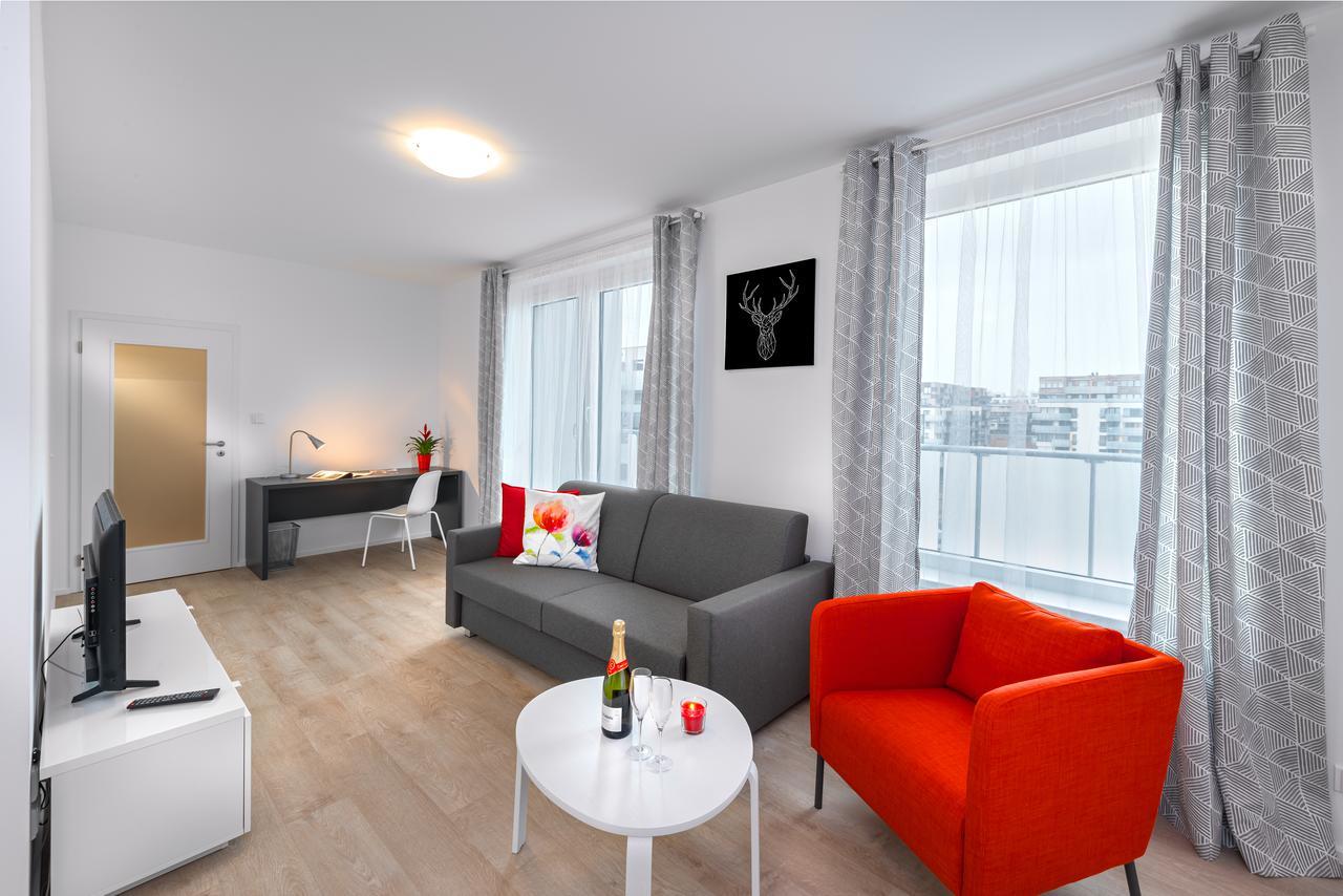 Citywest Apartments Praga Exterior foto